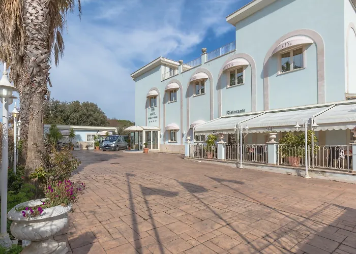 Hotel Borgo Del Mare 4*