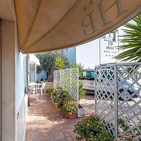 Borgo Del Mare 4* チビタベッキア